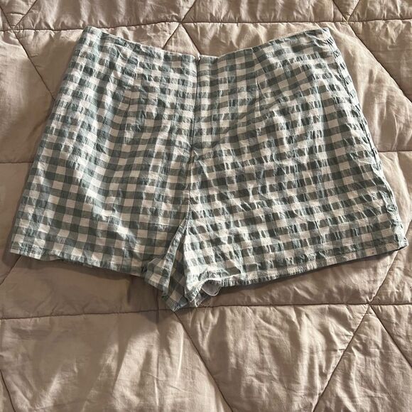 Forever 21 Skort - Picture 3 of 6